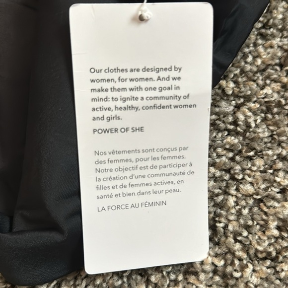 NWT! Athleta Black Malibu Bikini Top A-C - Multiple Sizes 💙 - Picture 6 of 6